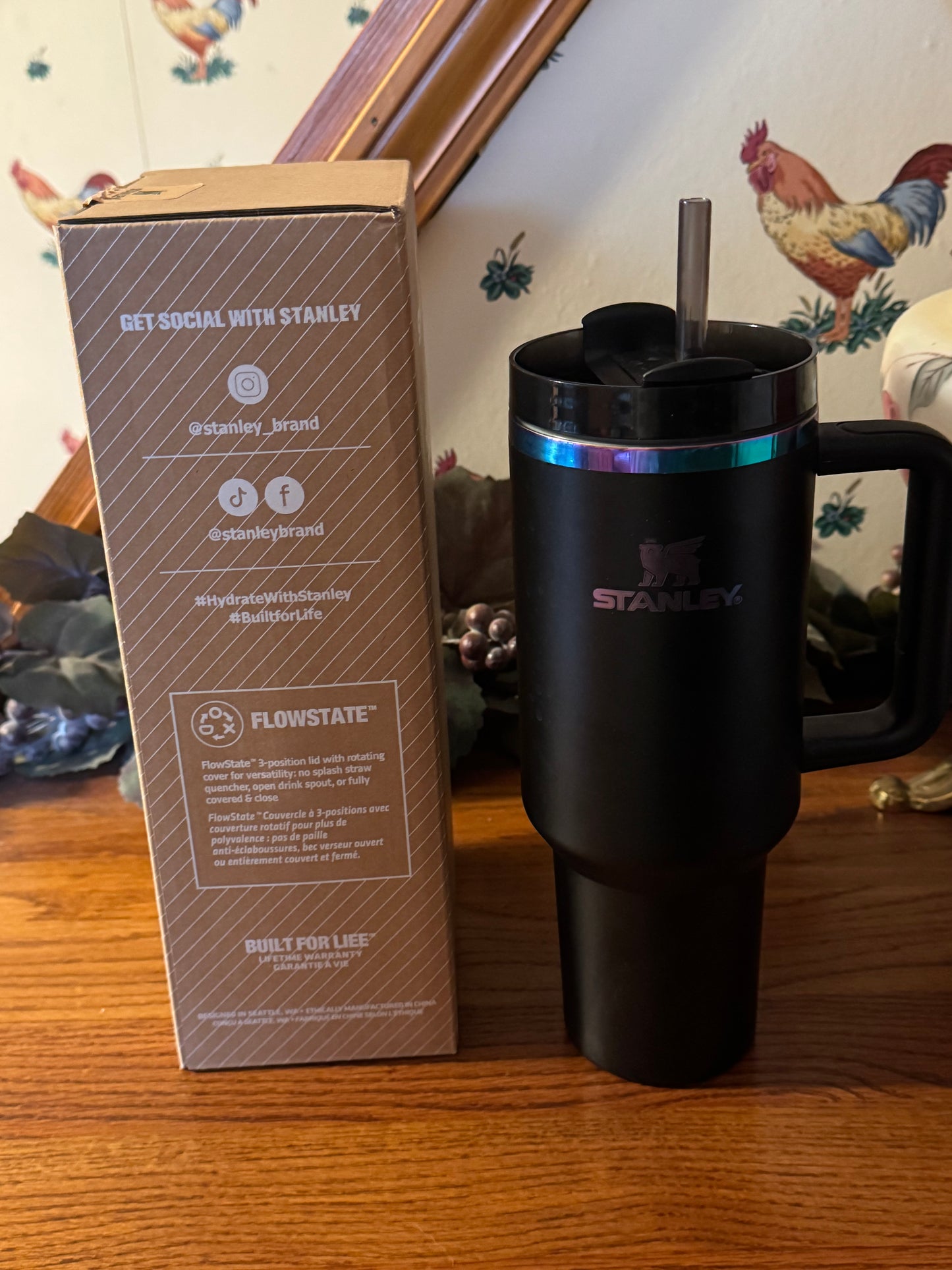40oz Quencher H2.0 FlowState Stainless Steel Vacuum Insulated Tumbler -Black Chroma