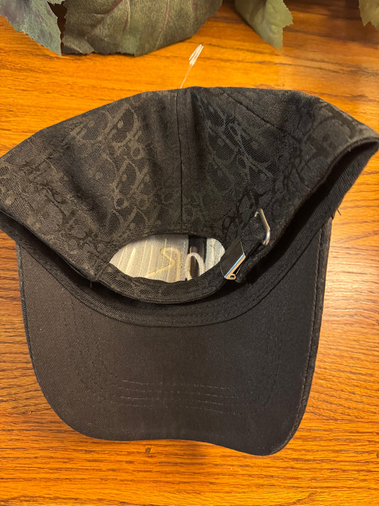 Baseball Hat Cap Hat Black and White UNbranded