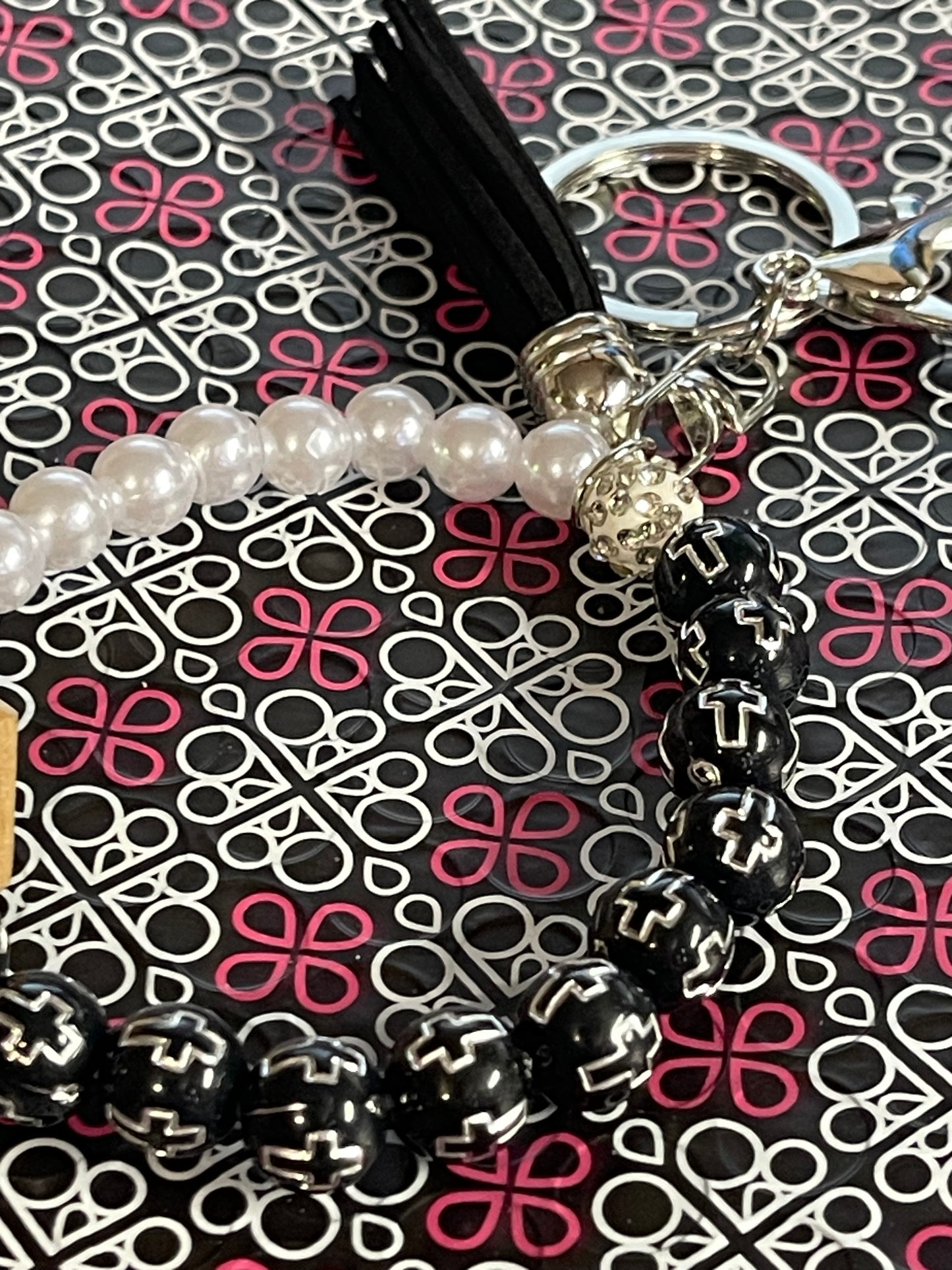 Cross Stretchy Bracelet Keychain