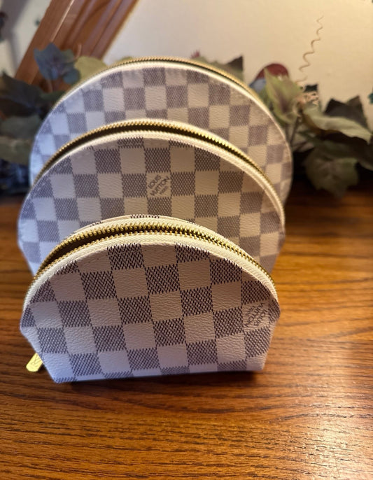 Fashion Cosmetics Makeup Bag Set of 4 White Multicolor Unbranded