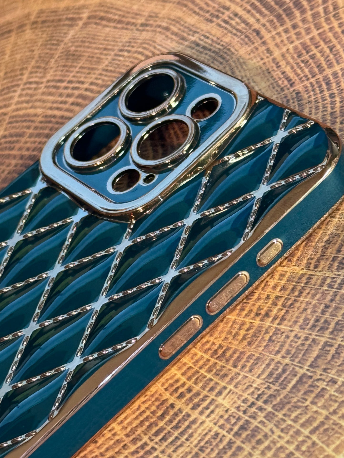 iPhone 15 Pro Max Soft Case Green Elegant