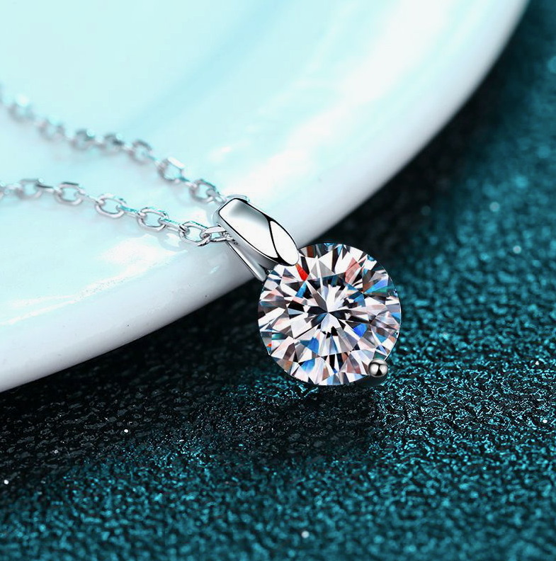 Solitaire Moissanite Pendant Necklace in 925 Sterling Silver ( Certified )