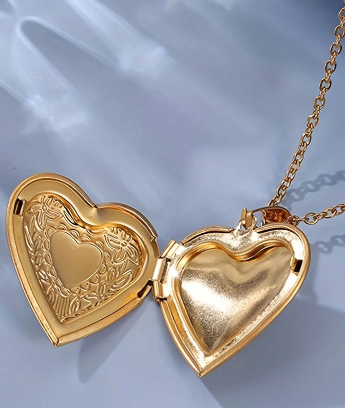 Stainless Steel 14K Gold Picture Frame Pendant Memorial Heart Pendant Necklace