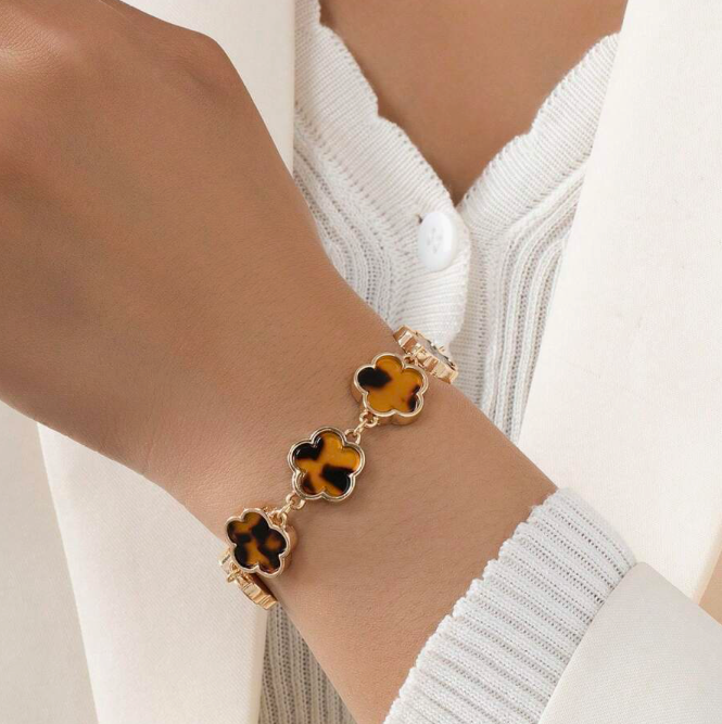 Lucky ~ 4 Leaf Clover Bracelet in Brown Leopard Print ( Pre Order )
