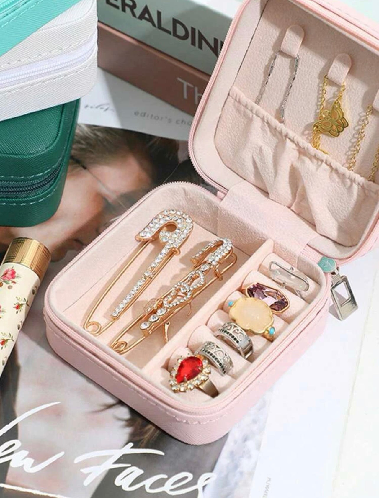 Green Travel Jewelry Case