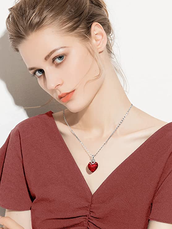 3 Heart Crystal Necklace for Women Gifts for her Pendant Crystal Jewelry Necklace for Girl Wedding Gifts for Anniversary Day Mother's Day Valentine’s Day Birthday