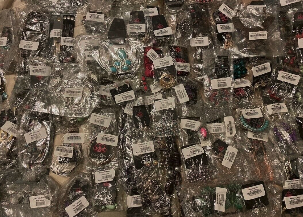 Paparazzi Random Bundle Lot of 20 pieces ( Clearance )