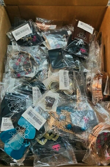 Paparazzi Random Bundle Lot of 20 pieces ( Clearance )