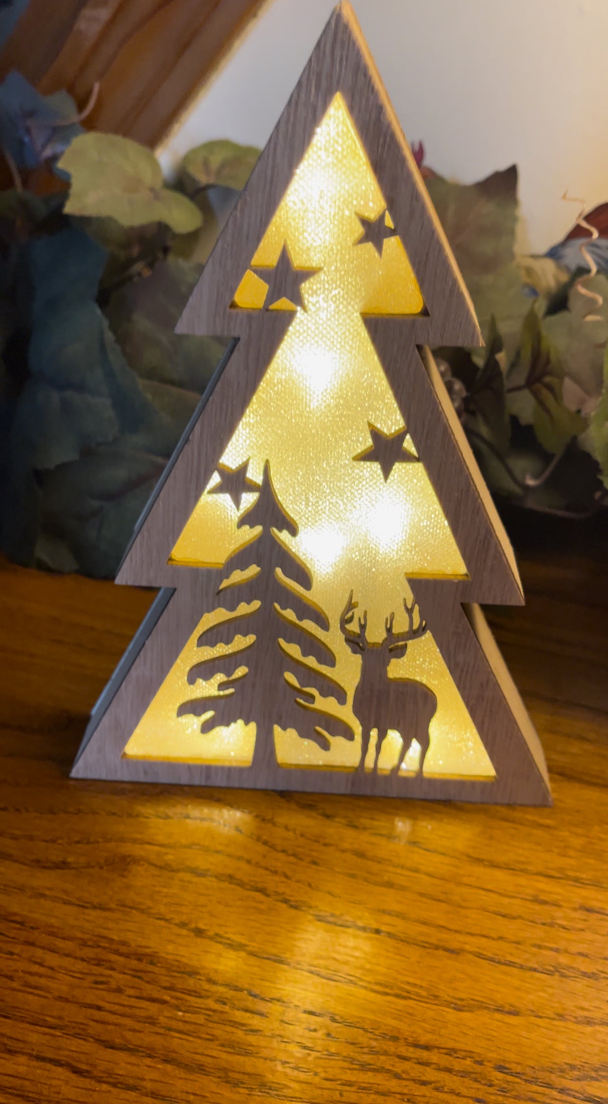 Christmas Wooden Tree with Deer / Reindeer Tabletop W Lights
