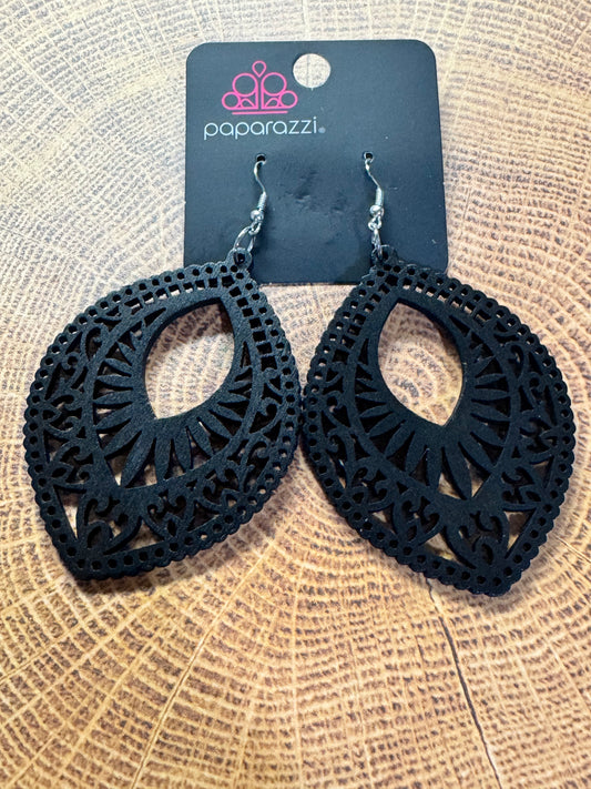 Paparazzi Coachella Gardens Black Earrings