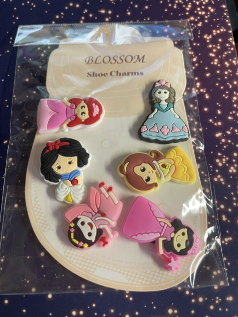 Princess 6 pack Shoe charms ( style 1)