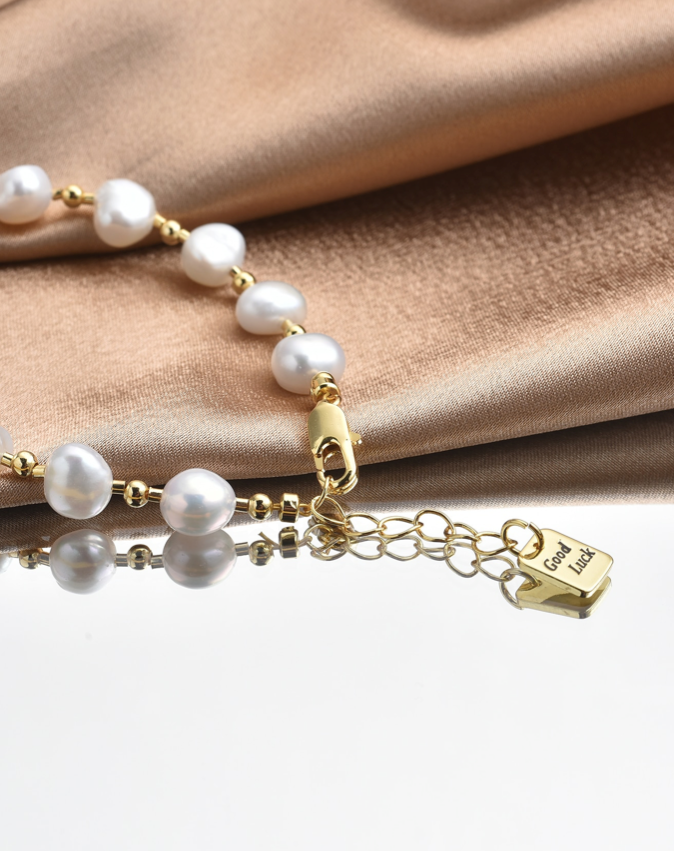 Blessed Heart ~  Cultured Akoya Pearls Bracelet