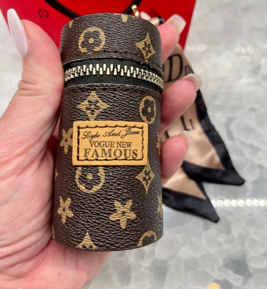 Mini Fashion Cylinder Charm  /  Keychain Bag Holder